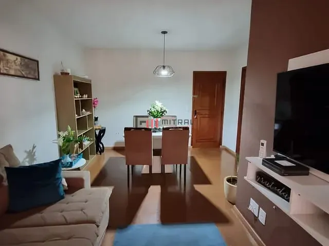 Apartamento 3 quartos e 2 banheiros, à venda, no bairro Centro em Londrina