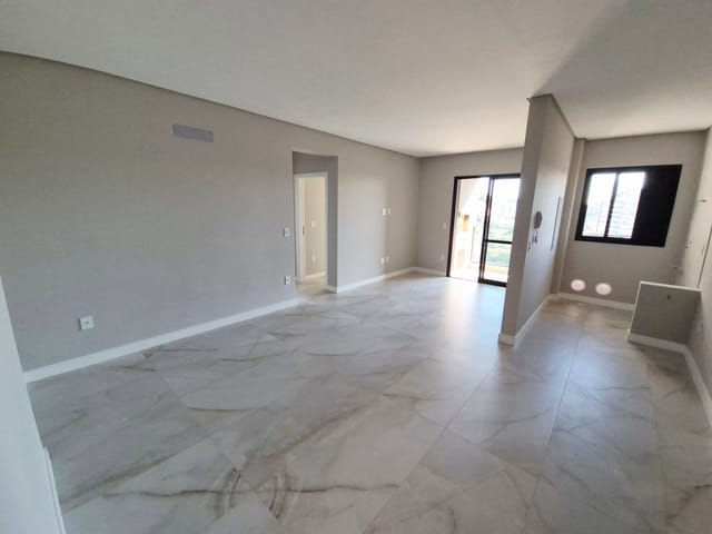 Apartamento com 74m² 2 quartos e 2 banheiros, à venda, no bairro Praia Brava de Itajaí em Itajaí