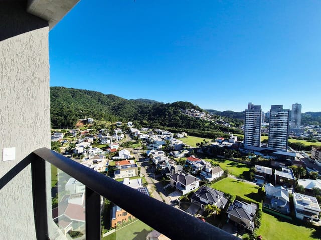 Apartamento com 74m² 2 quartos e 2 banheiros, à venda, no bairro Praia Brava de Itajaí em Itajaí