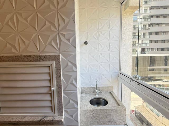 Apartamento com 101m² 2 quartos e 3 banheiros, à venda, no bairro Morretes em Itapema