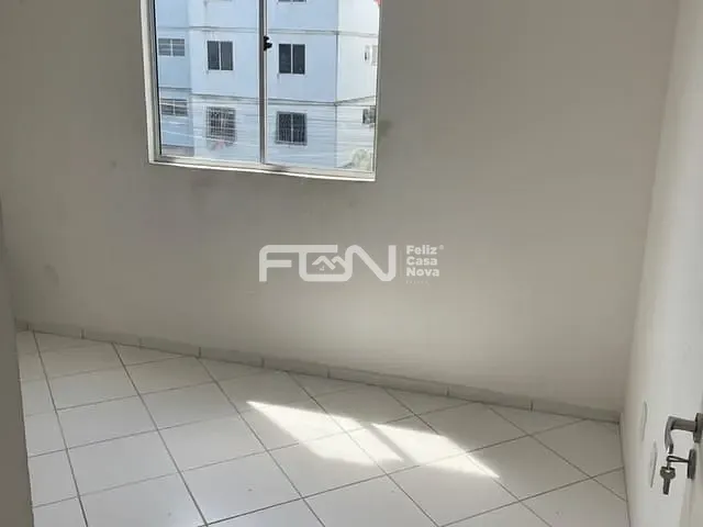 Apartamento 2 quartos e 1 banheiro, à venda, no bairro Parque Nascente do Rio Capivara em Camaçari