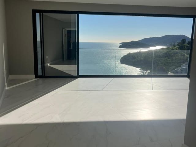 Apartamento com 155m² 3 quartos e 4 banheiros, à venda, no bairro Balneário Perequê em Porto Belo