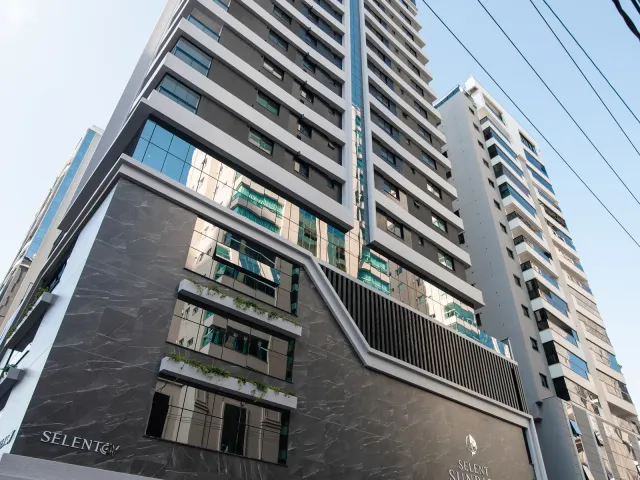 Apartamento com 130m² 3 quartos e 4 banheiros, à venda, no bairro Balneário Perequê em Porto Belo