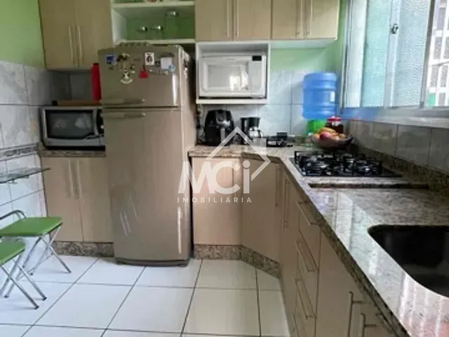 Apartamento 2 quartos e 1 banheiro, à venda, no bairro Areal em Pelotas