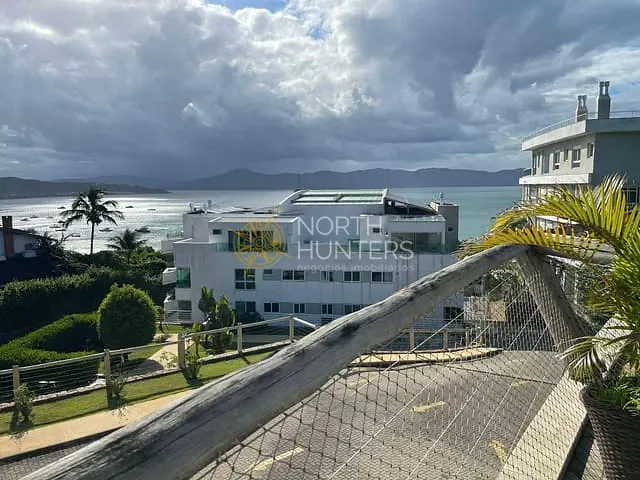 Apartamento com 204m² 1 quarto e 2 banheiros, à venda ou para alugar, no bairro Jurerê em Florianópolis