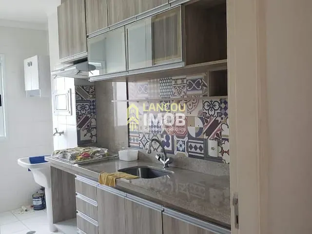 Apartamento 2 quartos e 1 banheiro, à venda, no bairro Jardim das Samambaias em Jundiaí