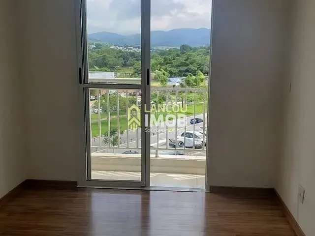 Apartamento 2 quartos e 1 banheiro, à venda, no bairro Jardim das Samambaias em Jundiaí