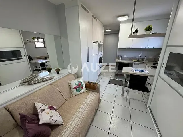 Apartamento com 33m², à venda, no bairro Centro em Curitiba