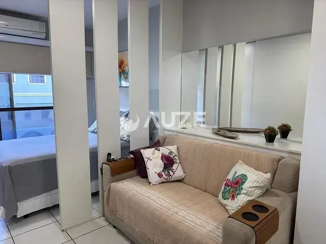 Apartamento com 33m², à venda, no bairro Centro em Curitiba
