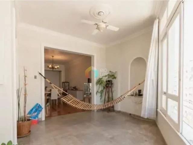 Apartamento com 221m² 4 quartos e 4 banheiros, à venda, no bairro Copacabana em Rio de Janeiro