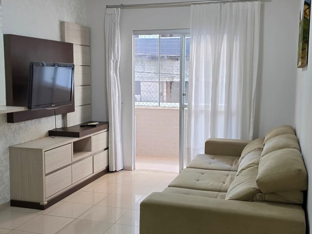 Apartamento com 82m² 2 quartos e 1 banheiro, à venda, no bairro Centro em Balneário Camboriú