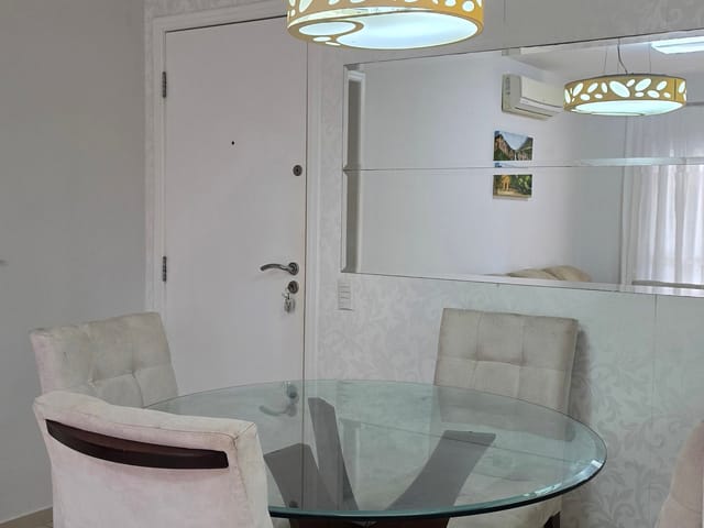 Apartamento com 82m² 2 quartos e 1 banheiro, à venda, no bairro Centro em Balneário Camboriú