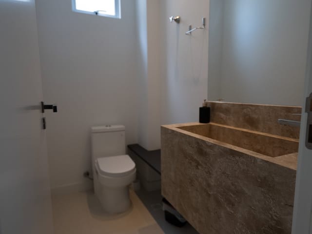 Apartamento com 191m² 3 quartos e 4 banheiros, à venda, no bairro Centro em Itapema