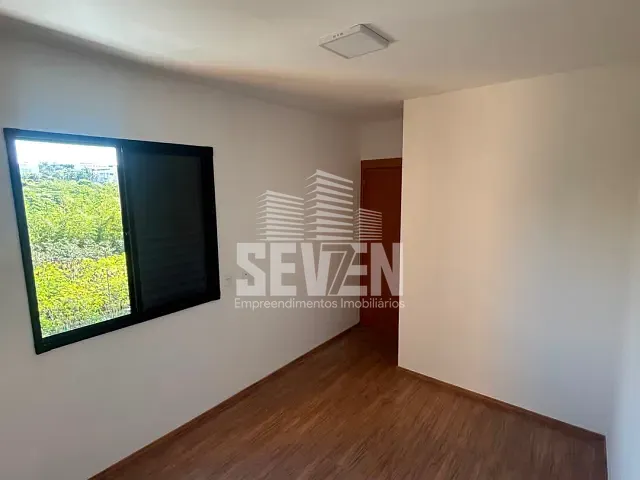 Apartamento 2 quartos e 1 banheiro, à venda, no bairro Parque Residencial das Camélias em Bauru