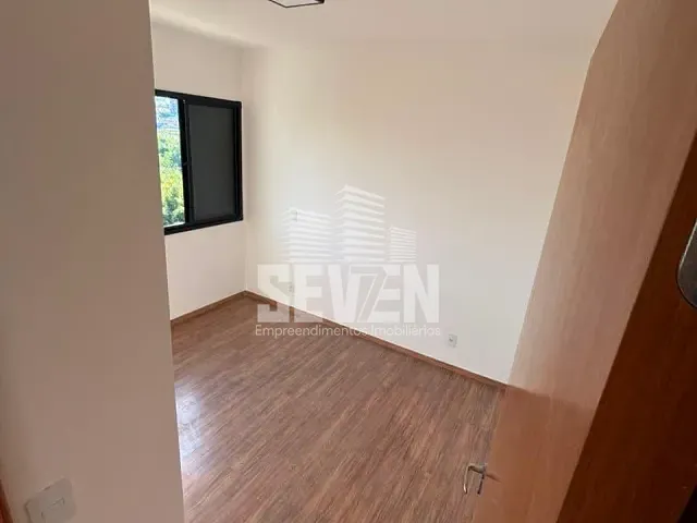 Apartamento 2 quartos e 1 banheiro, à venda, no bairro Parque Residencial das Camélias em Bauru