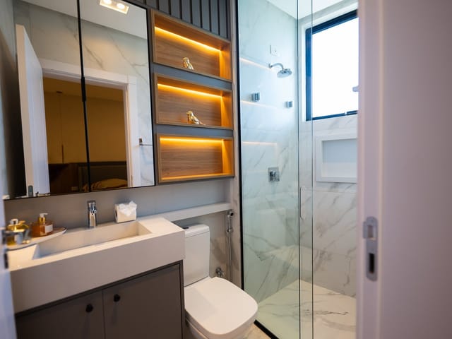 Apartamento com 365m² 4 quartos e 5 banheiros, à venda, no bairro Centro em Itapema