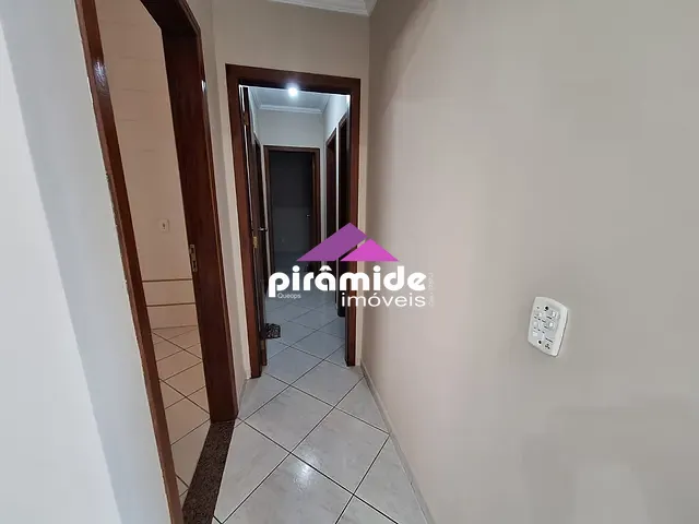 Apartamento com 122m² 3 quartos e 1 banheiro, para alugar, no bairro Centro em Caraguatatuba