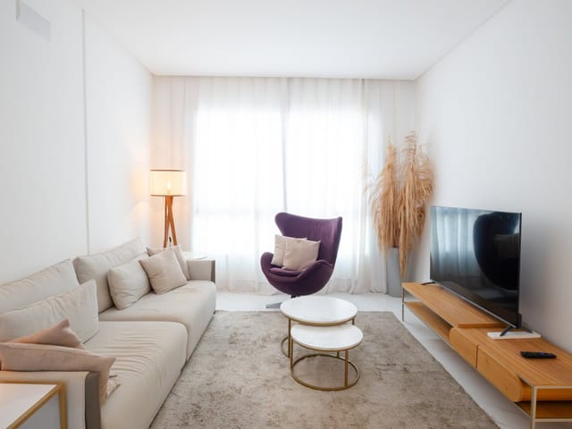 Apartamento com 136m² 4 quartos e 5 banheiros, à venda, no bairro Centro em Balneário Camboriú