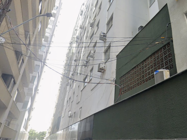 Apartamento com 73m² 2 quartos e 1 banheiro, à venda, no bairro Centro em Balneário Camboriú