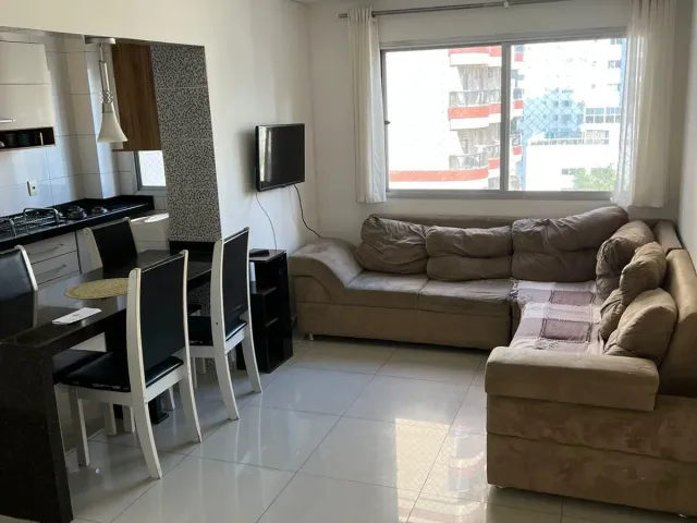 Apartamento com 73m² 2 quartos e 1 banheiro, à venda, no bairro Centro em Balneário Camboriú