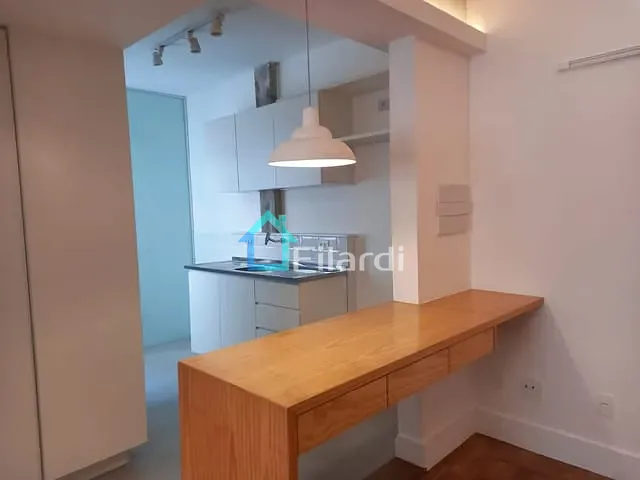 Apartamento 2 quartos e 2 banheiros, para alugar, no bairro Pinheiros em São Paulo