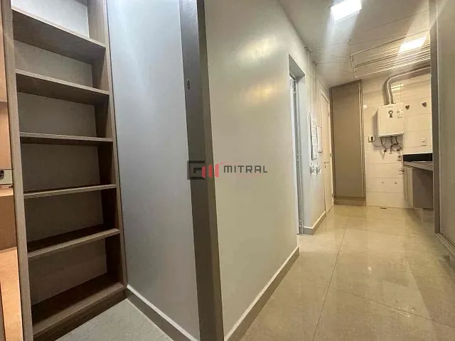 Apartamento 3 quartos e 5 banheiros, à venda, no bairro Gleba Fazenda Palhano em Londrina