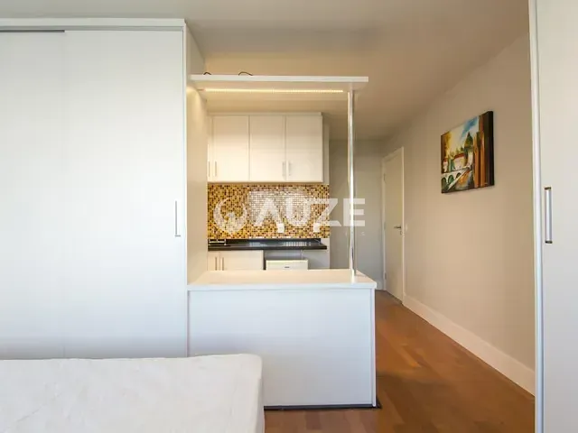 Apartamento com 30m², para alugar, no bairro Centro Cívico em Curitiba