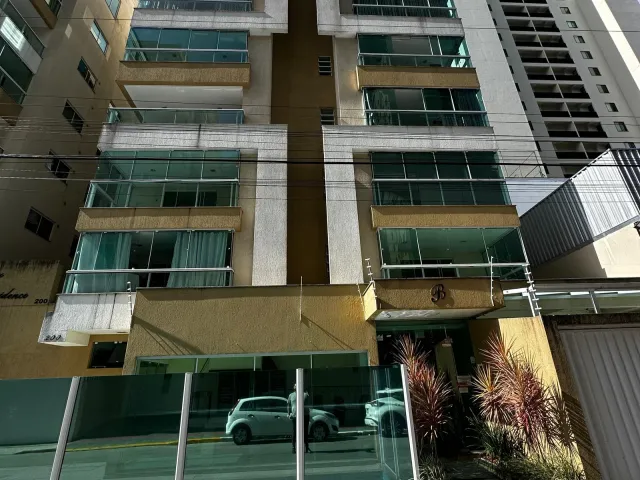 Apartamento com 76m² 2 quartos e 2 banheiros, à venda, no bairro Meia Praia em Itapema