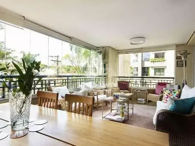 Apartamento com 272m² 4 quartos e 4 banheiros, à venda, no bairro Vila Madalena em São Paulo