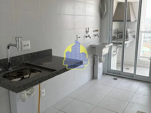 Apartamento com 65m² 3 quartos e 1 banheiro, à venda, no bairro Rochdale em Osasco