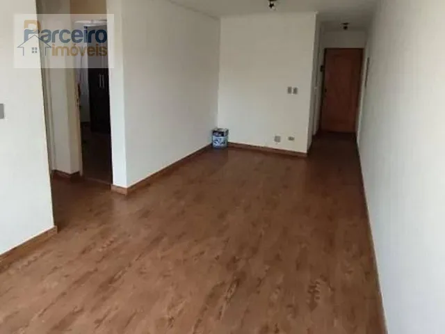 Apartamento 2 quartos e 1 banheiro, à venda, no bairro Vila Esperança em São Paulo