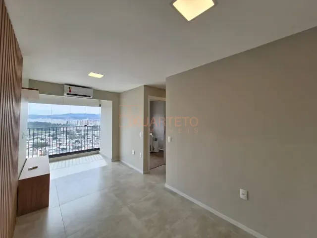 Apartamento 3 quartos e 2 banheiros, para alugar, no bairro Vila Anastácio em São Paulo