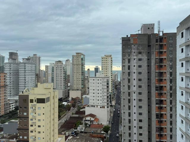 Apartamento com 223m² 3 quartos e 4 banheiros, à venda, no bairro Meia Praia em Itapema