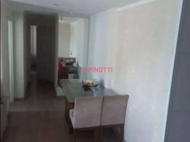 Apartamento 2 quartos e 2 banheiros, à venda, no bairro Vila América em Santo André