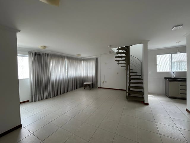 Apartamento com 157m² 3 quartos e 2 banheiros, à venda, no bairro Bombas em Bombinhas