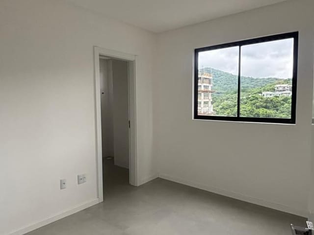 Apartamento com 69m² 2 quartos e 3 banheiros, à venda, no bairro Morretes em Itapema