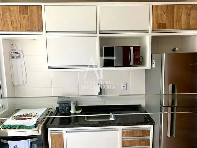 Apartamento com 60m² 2 quartos e 2 banheiros, à venda, no bairro Vila Iapi em Taubaté