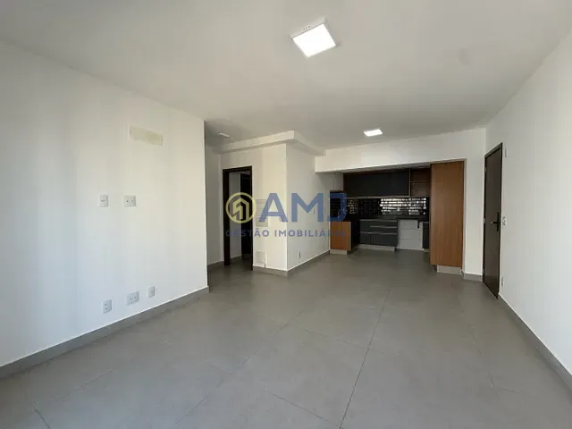 Apartamento 2 quartos e 2 banheiros, para alugar, no bairro Setor Bueno em Goiânia