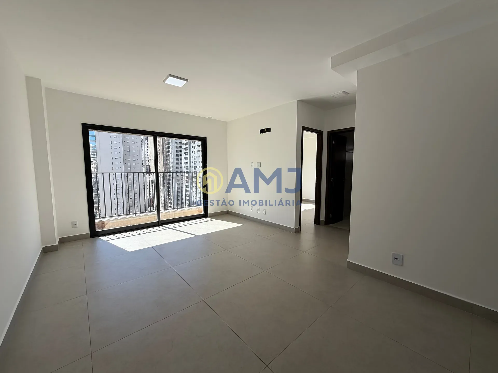 Apartamento, 2 quartos, 68 m² - Foto 2