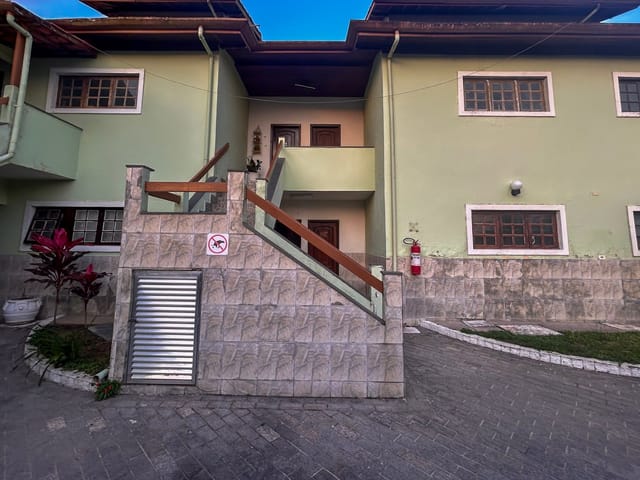 Apartamento 2 quartos e 2 banheiros, à venda, no bairro Maitinga em Bertioga