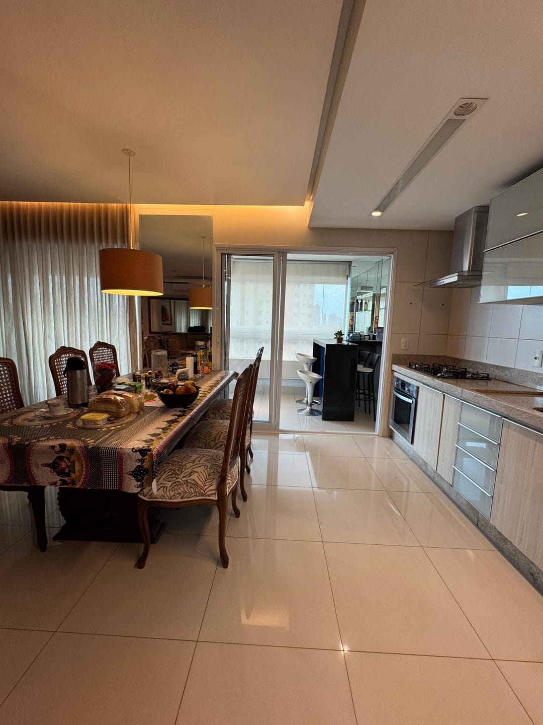 Apartamento à venda com 3 suítes, 128 m2 no Jardim Goiás, Goiânia, GO