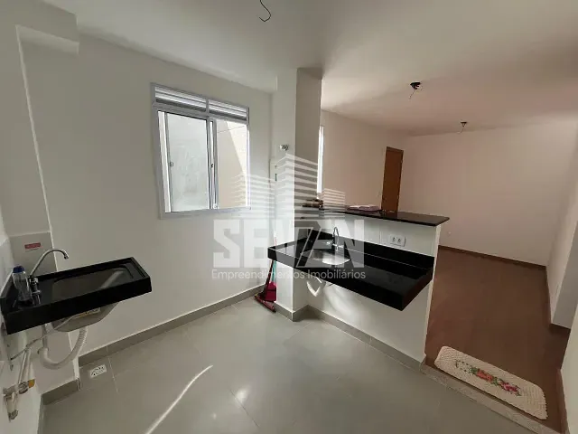 Apartamento 2 quartos e 1 banheiro, para alugar, no bairro Parque Viaduto em Bauru