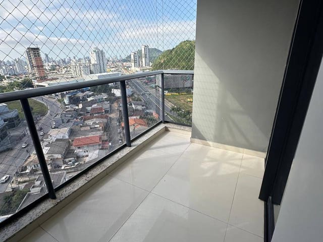 Apartamento com 118m² 3 quartos e 2 banheiros, à venda, no bairro Ressacada em Itajaí