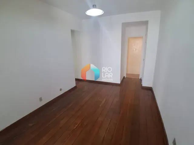 Apartamento com 57m² 2 quartos e 2 banheiros, à venda, no bairro Laranjeiras em Rio de Janeiro
