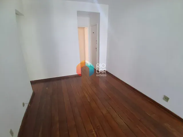 Apartamento com 57m² 2 quartos e 2 banheiros, à venda, no bairro Laranjeiras em Rio de Janeiro