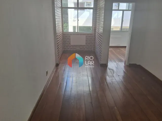 Apartamento com 57m² 2 quartos e 2 banheiros, à venda, no bairro Laranjeiras em Rio de Janeiro