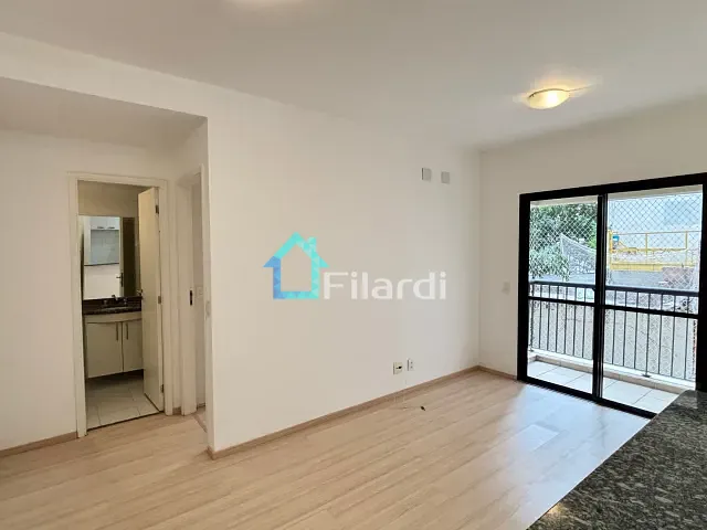 Apartamento 1 quarto e 1 banheiro, para alugar, no bairro Higienópolis em São Paulo