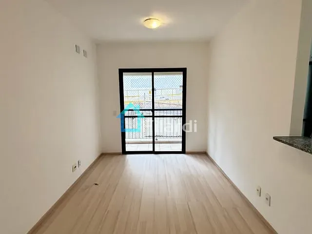 Apartamento 1 quarto e 1 banheiro, para alugar, no bairro Higienópolis em São Paulo