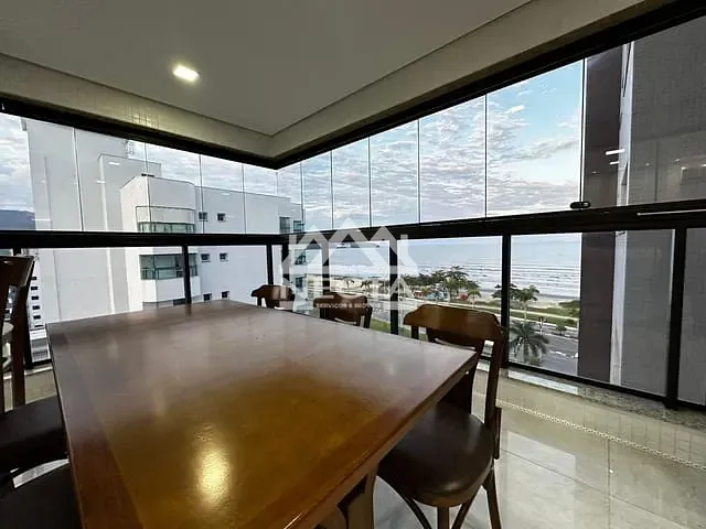 Apartamento com 143m² 3 quartos e 2 banheiros, à venda, no bairro Praia das Palmeiras em Caraguatatuba