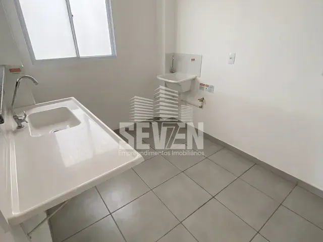 Apartamento 2 quartos e 1 banheiro, para alugar, no bairro Parque Viaduto em Bauru
